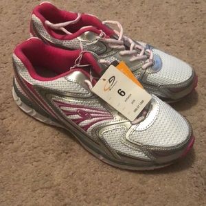 NWT Girls Champion Running Shoes